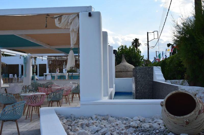 Marzi Beach And Bungalows Kokkonion Exterior photo