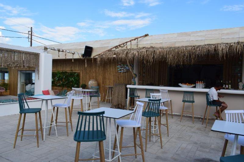 Marzi Beach And Bungalows Kokkonion Exterior photo