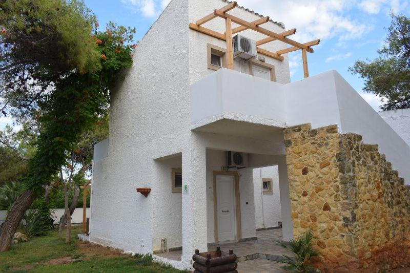 Marzi Beach And Bungalows Kokkonion Exterior photo