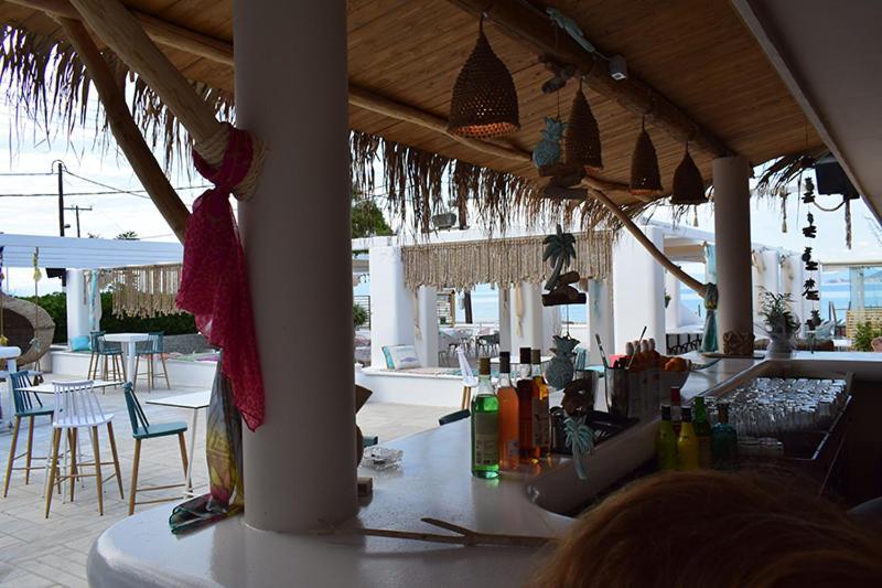 Marzi Beach And Bungalows Kokkonion Exterior photo