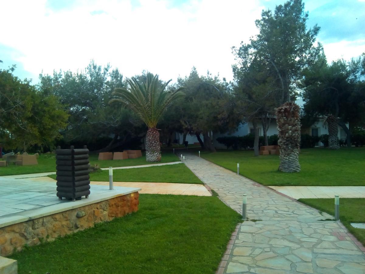 Marzi Beach And Bungalows Kokkonion Exterior photo