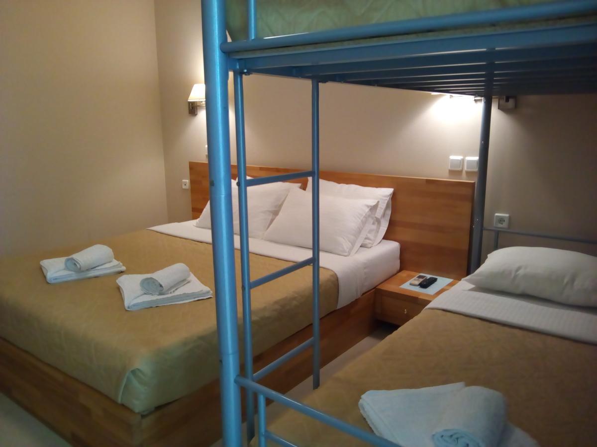 Marzi Beach And Bungalows Kokkonion Room photo